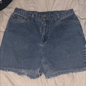 Cutoff high waist Jean shorts